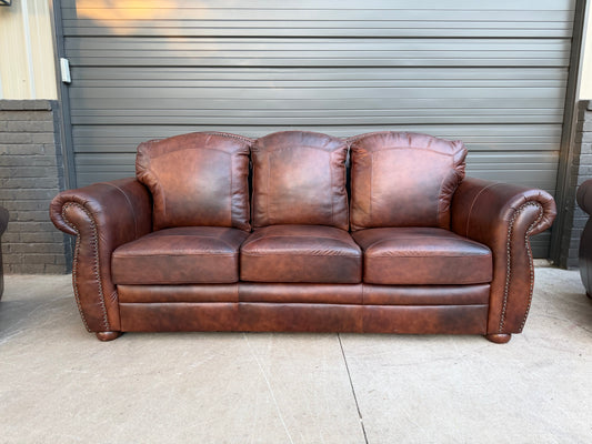 Thomasville 3 piece set - Sofa, Loveseat & Recliner - $2000 Cash Price