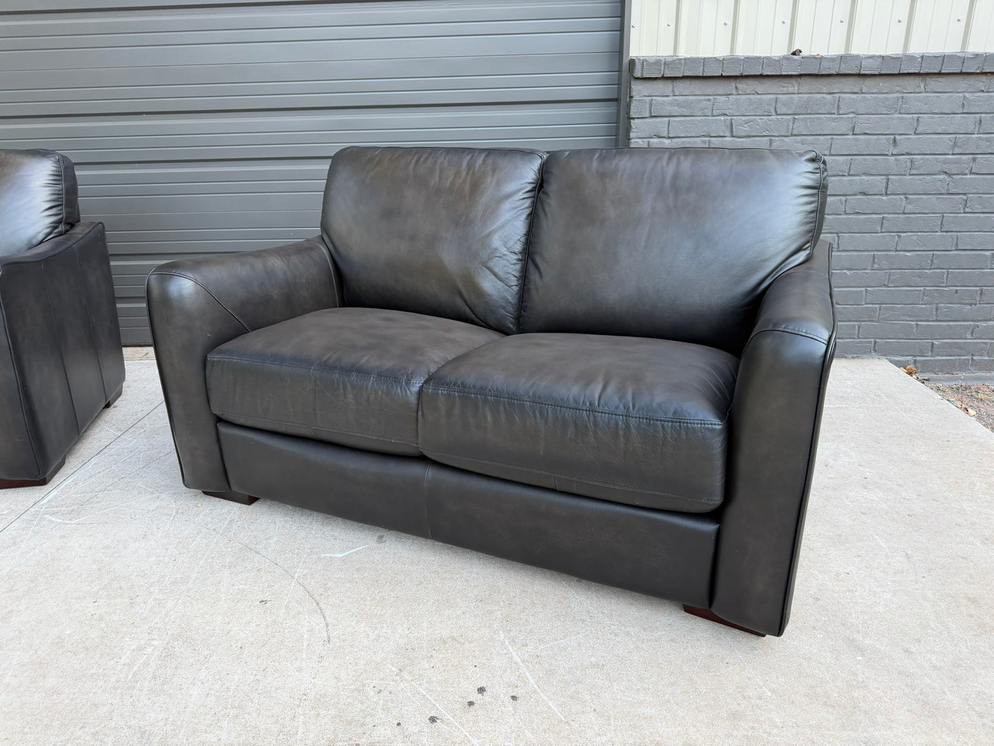 Haverty’s Steel Gray Set - $2000 Cash Price