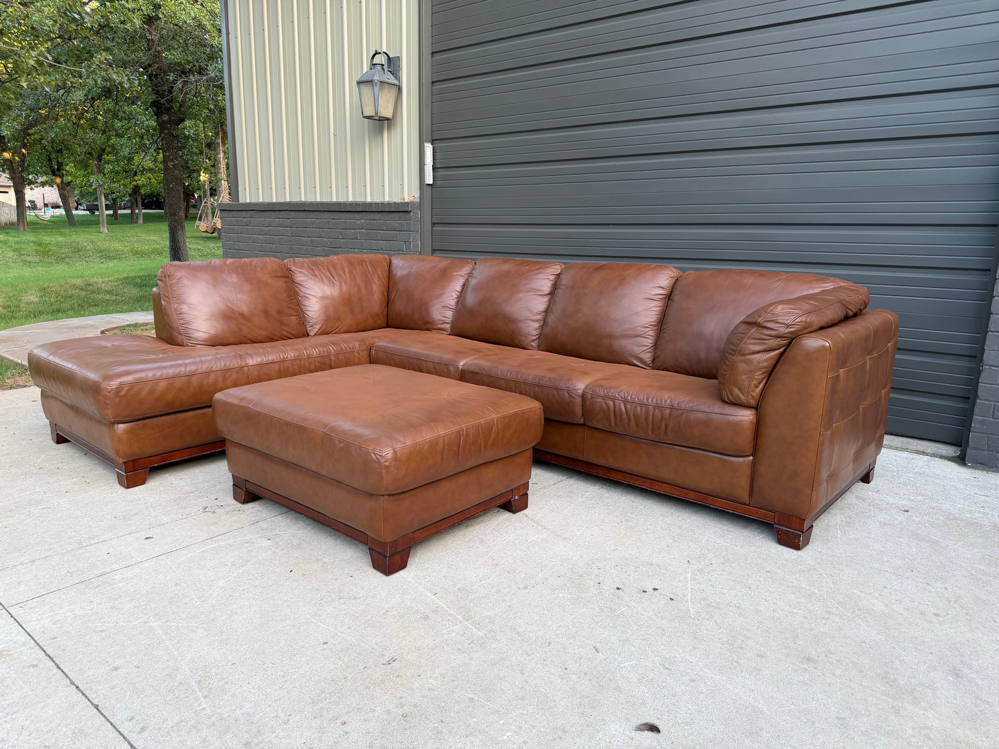 Palliser saddle brown leather sectional - $2000 cash price