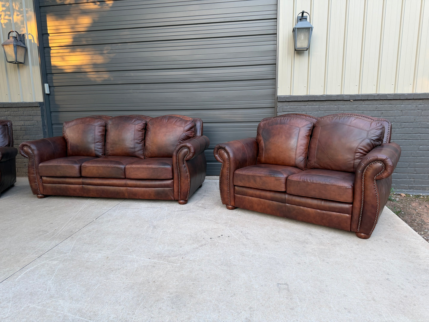 Thomasville 3 piece set - Sofa, Loveseat & Recliner - $2000 Cash Price