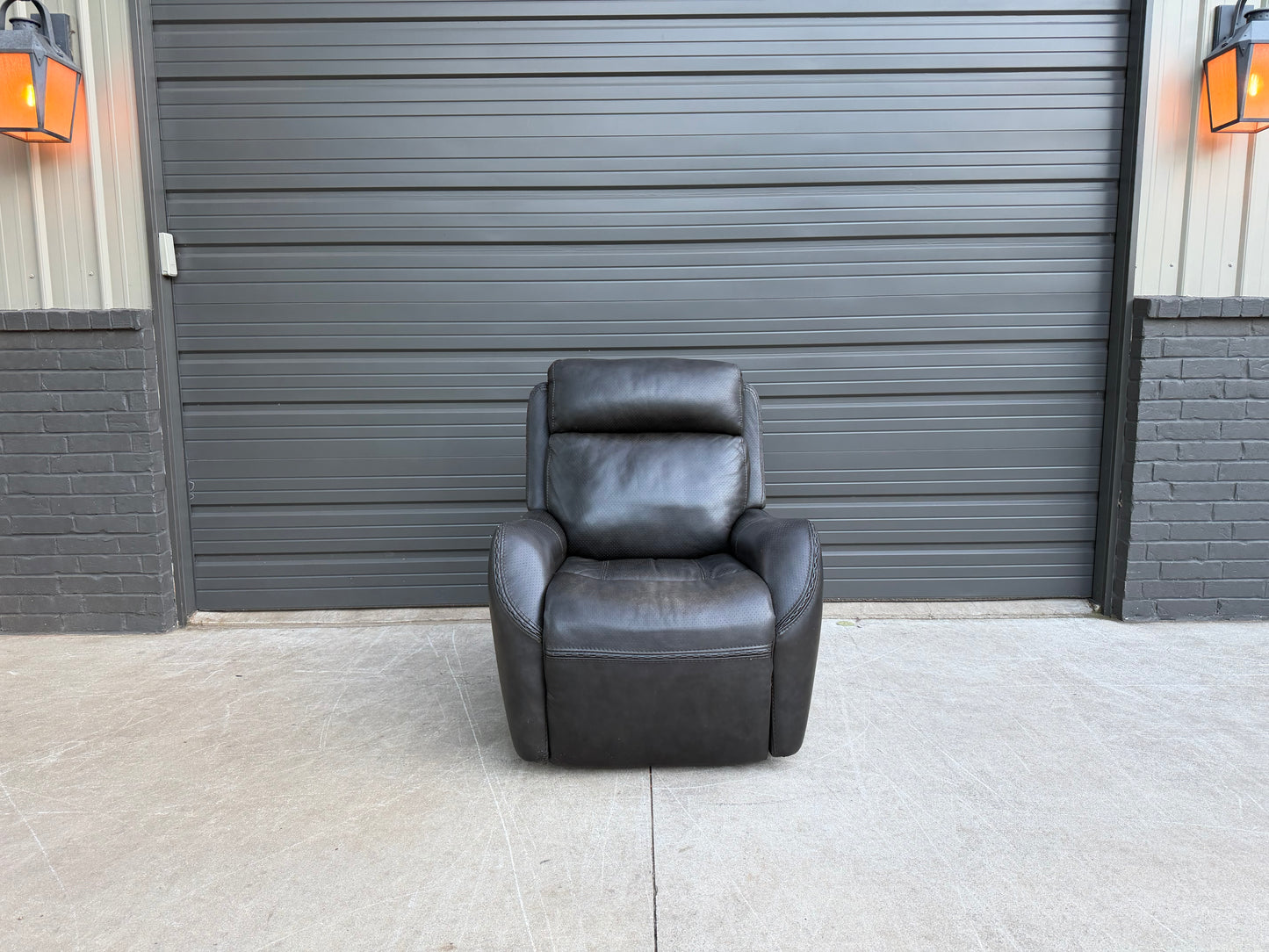 Hooker Power Recliner - $700 Cash Price