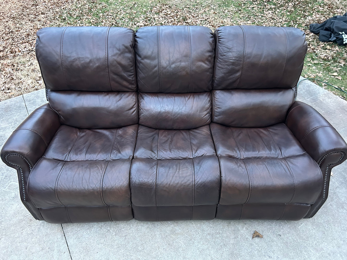 Flexsteel 100% Genuine Brown Leather Power Reclining Sectional - $2000 cash price